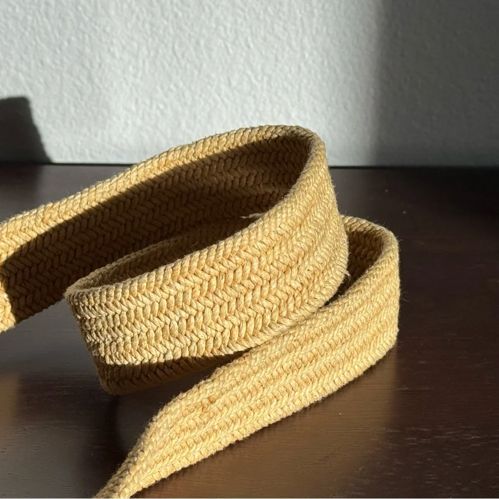 Fabrio Woven Straw Belt with Leather Tabs – XL (42–44)